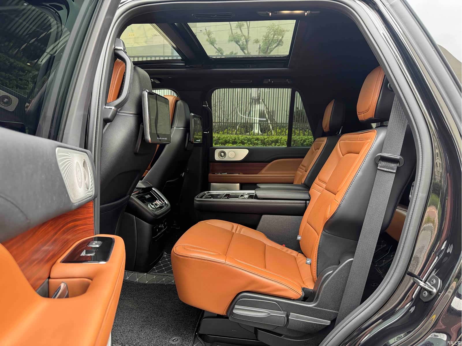Lincoln Navigator, 2019 6
