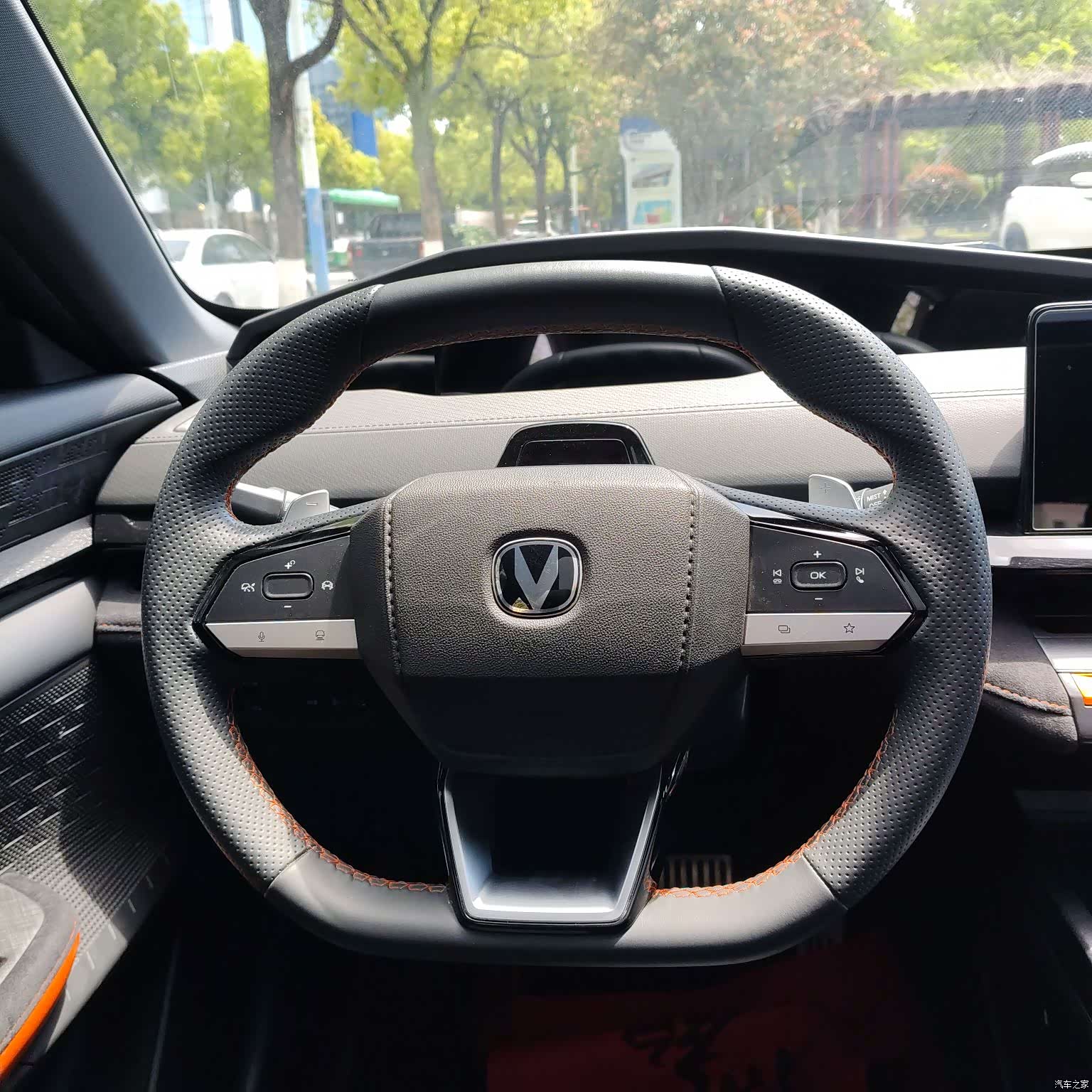 Changan UNI-V, 2023 16