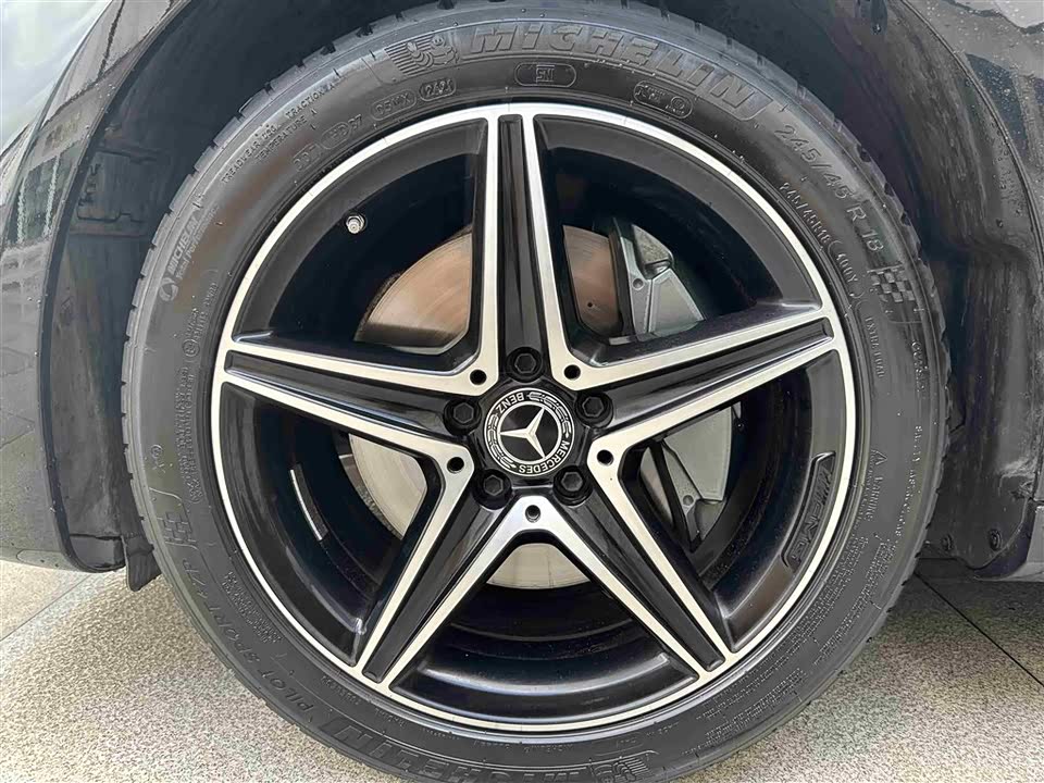 Mercedes-Benz E-class Mercedes-Benz E-class