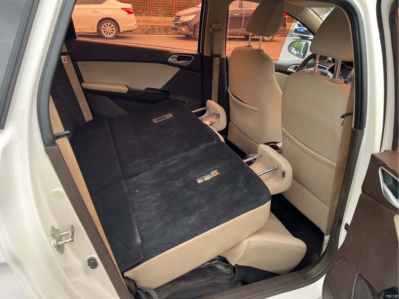 Wuling 310W, 2018 12