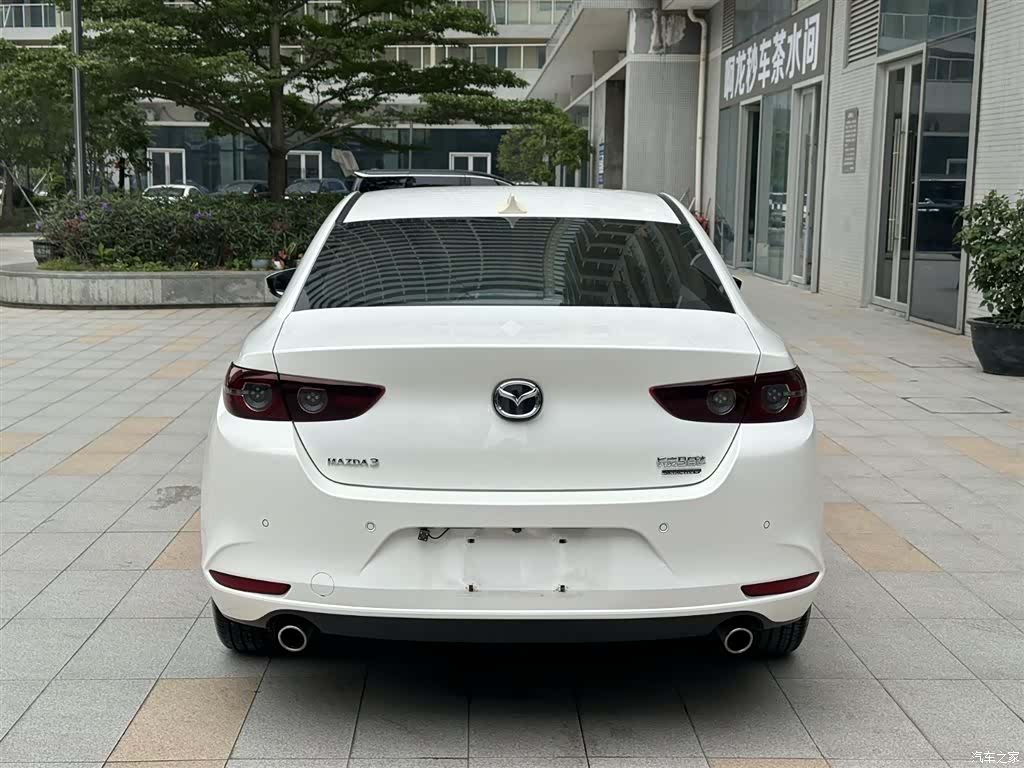 Mazda Mazda3, 2021 12