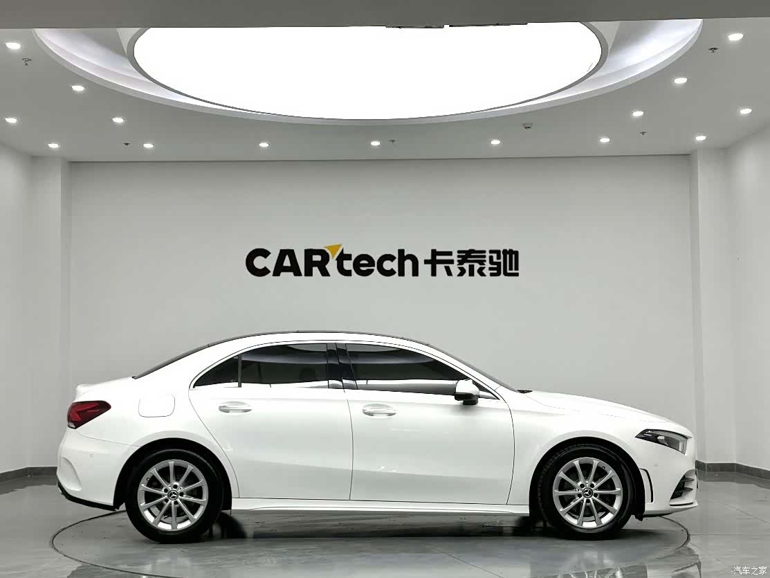 Mercedes-Benz A-Class, 2020 3