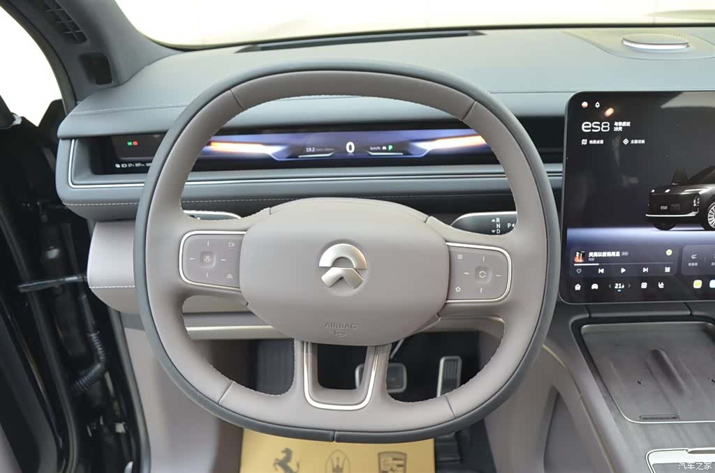 NIO ES8, 2026 8