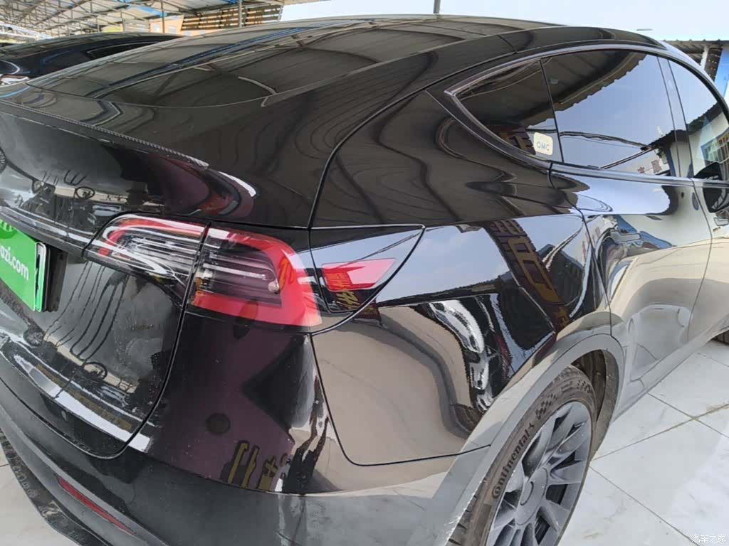 Tesla Model Y, 2023 8