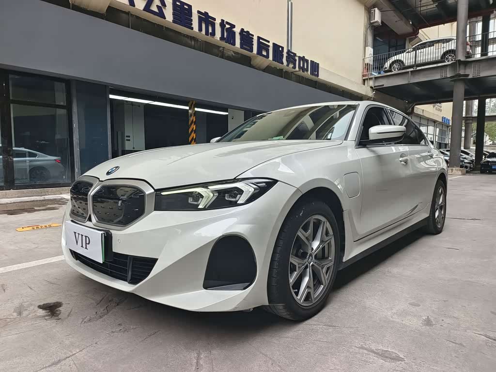 BMW i3 2024 eDrive 35 L