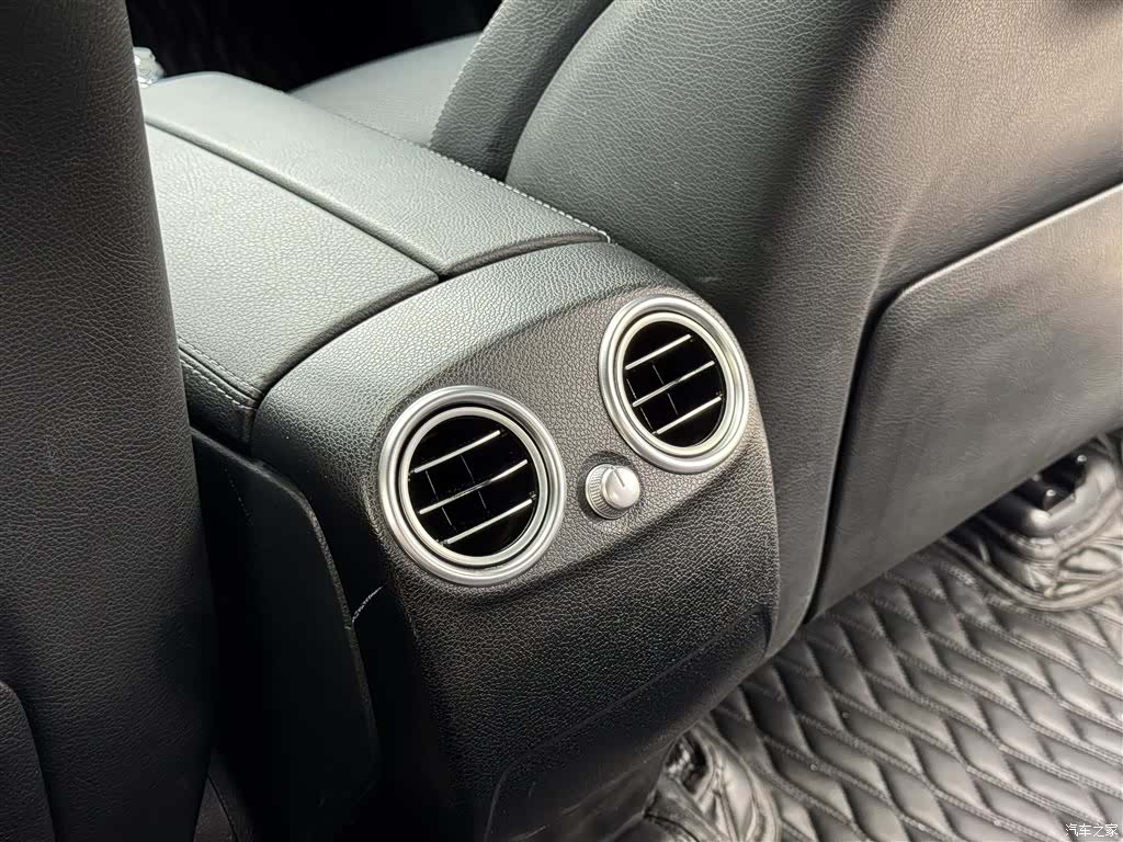 Mercedes-Benz GLC, 2018 24