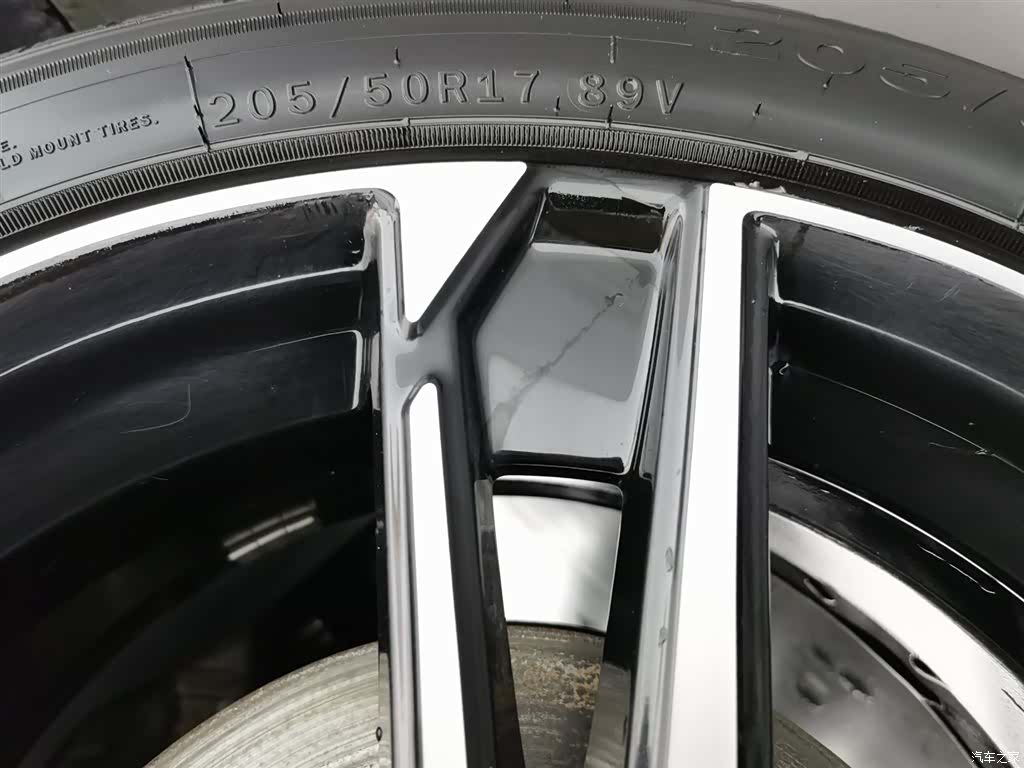 Geely Binray, 2022 24