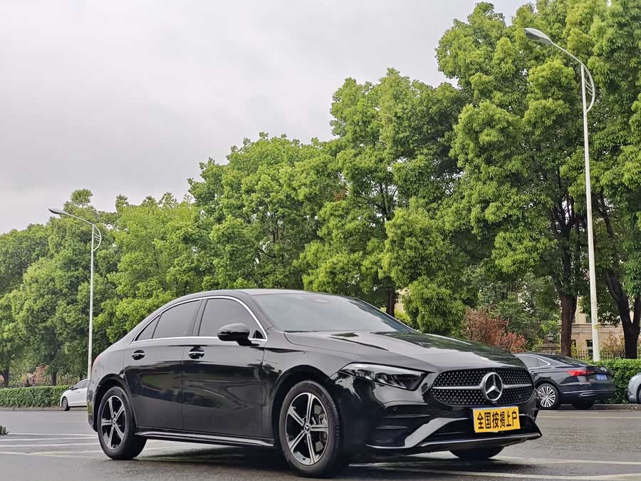 Mercedes-Benz A-Class 2024, фото 3