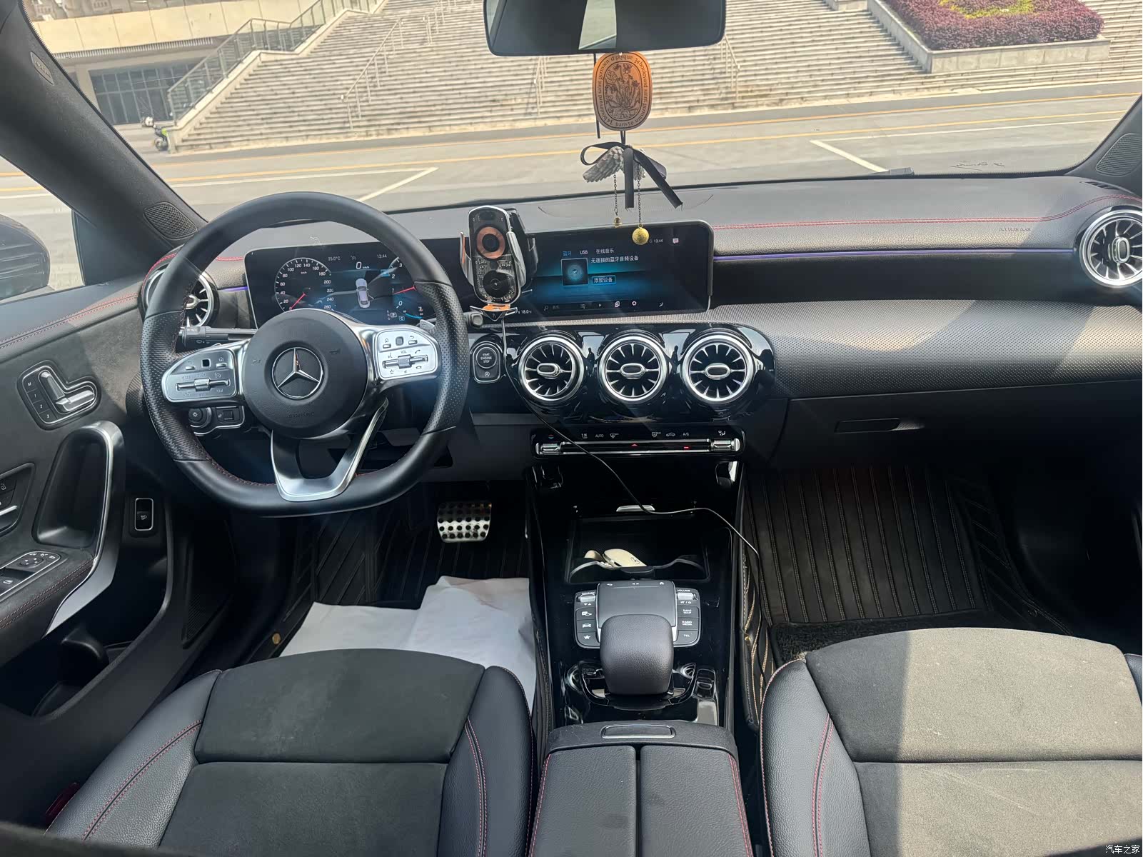 Mercedes-Benz CLA, 2020 10