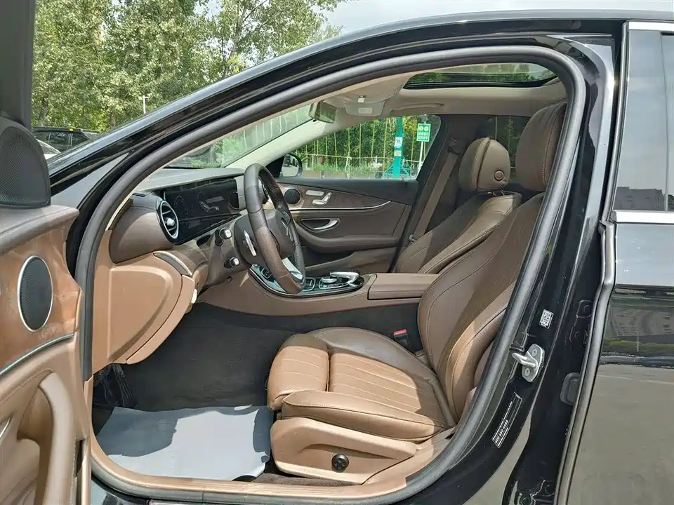 Mercedes-Benz E-class Mercedes-Benz E-class