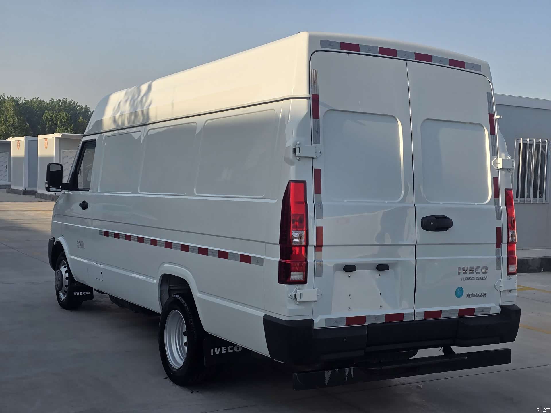 Iveco V40, 2024 8