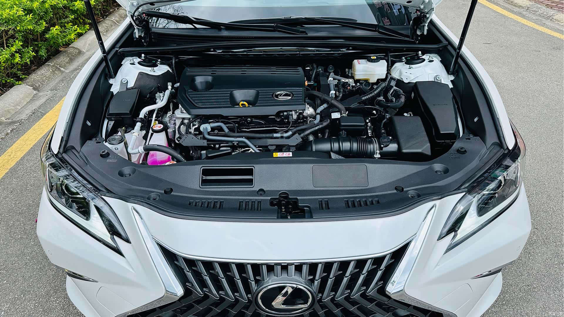 Lexus ES, 2023 8