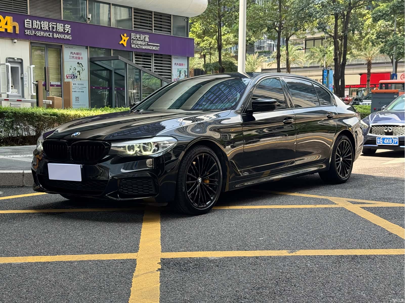 BMW 5 Series, 2019 1