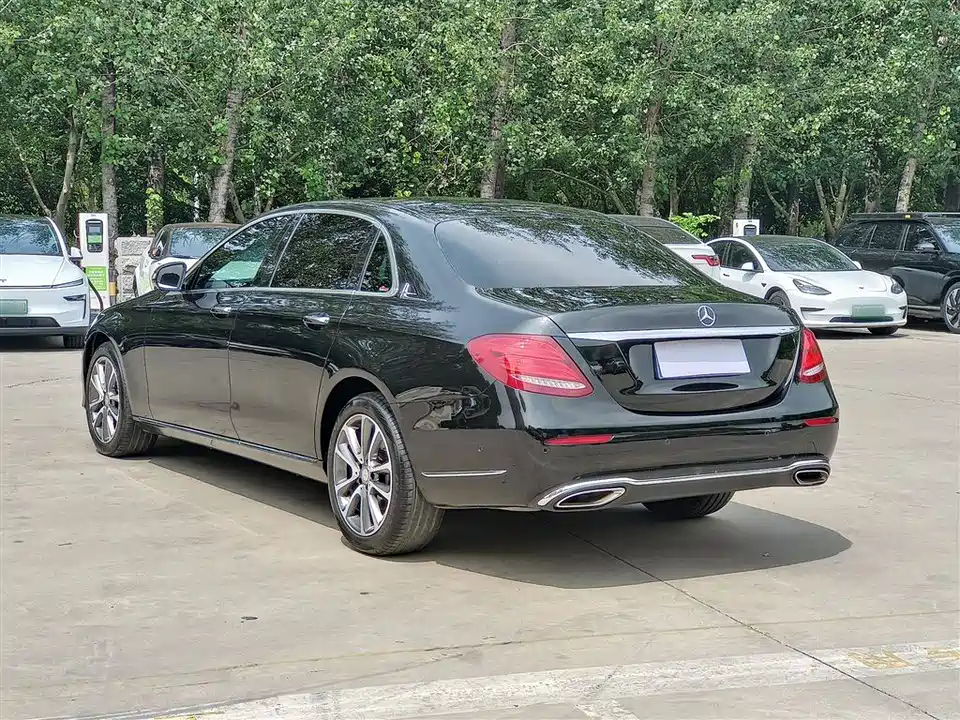Mercedes-Benz E-class Mercedes-Benz E-class