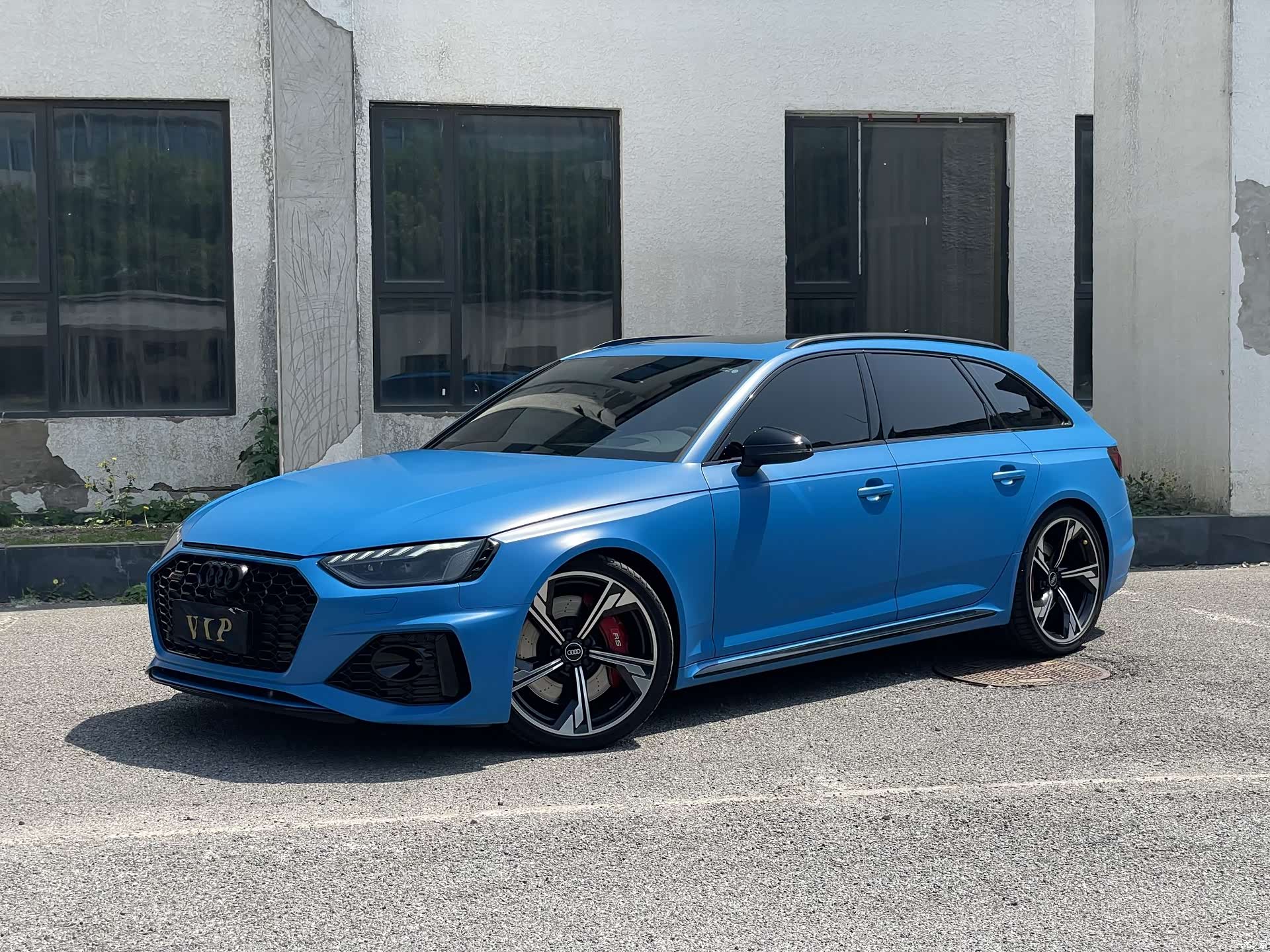 Audi RS4, 2021 3