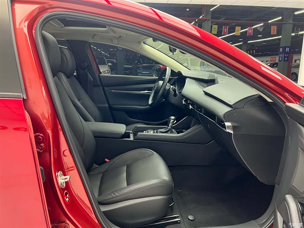 Mazda Mazda3, 2022 20