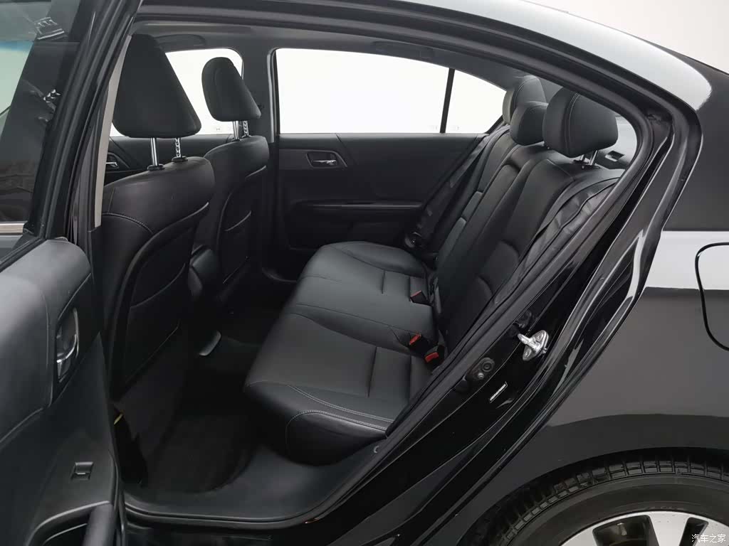 Honda Accord, 2016 15