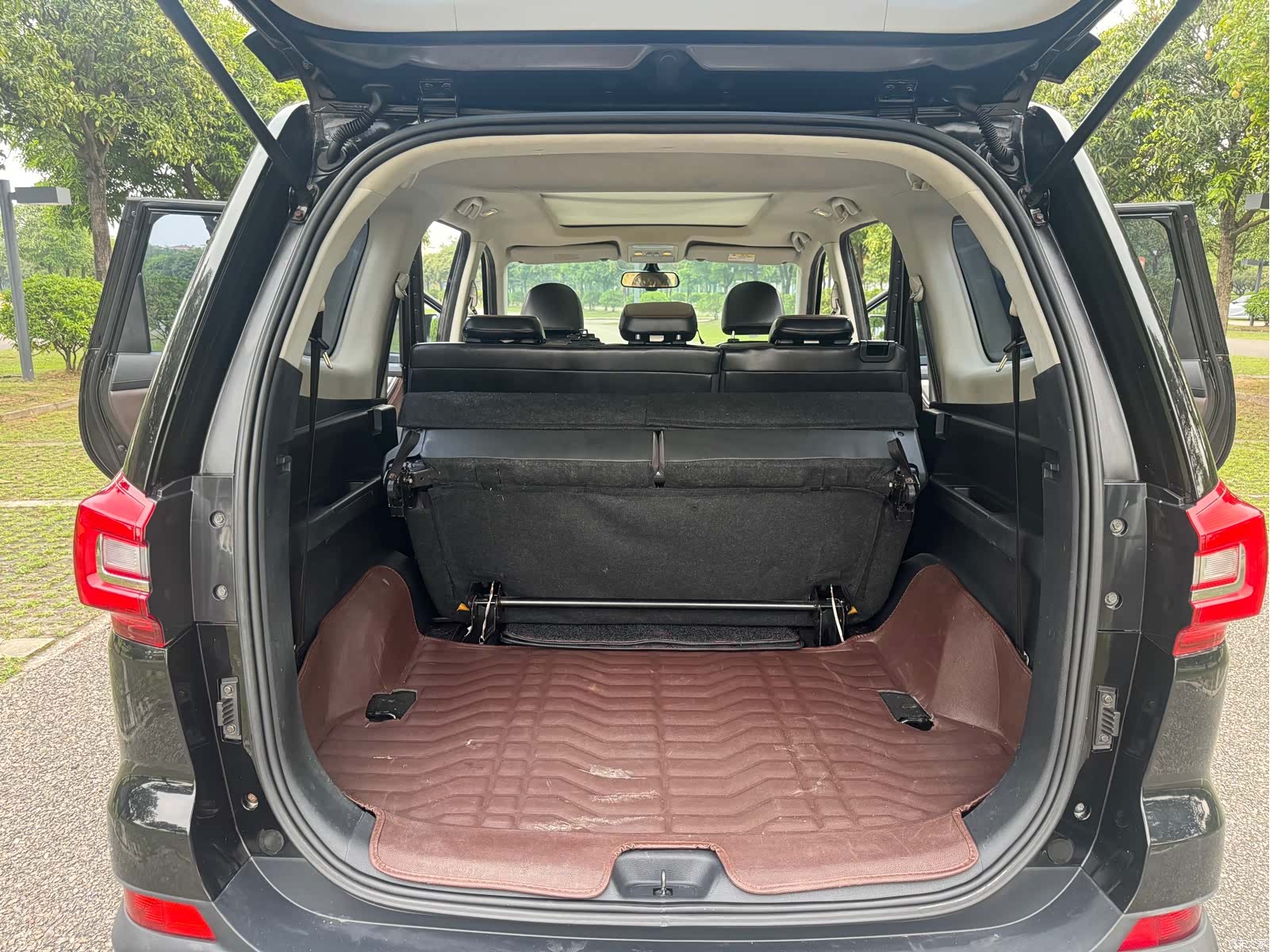DongFeng X6, 2018 23