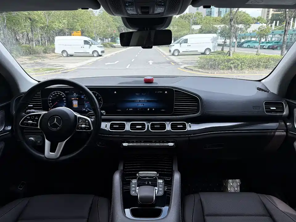 Mercedes-Benz GLE Mercedes-Benz GLE