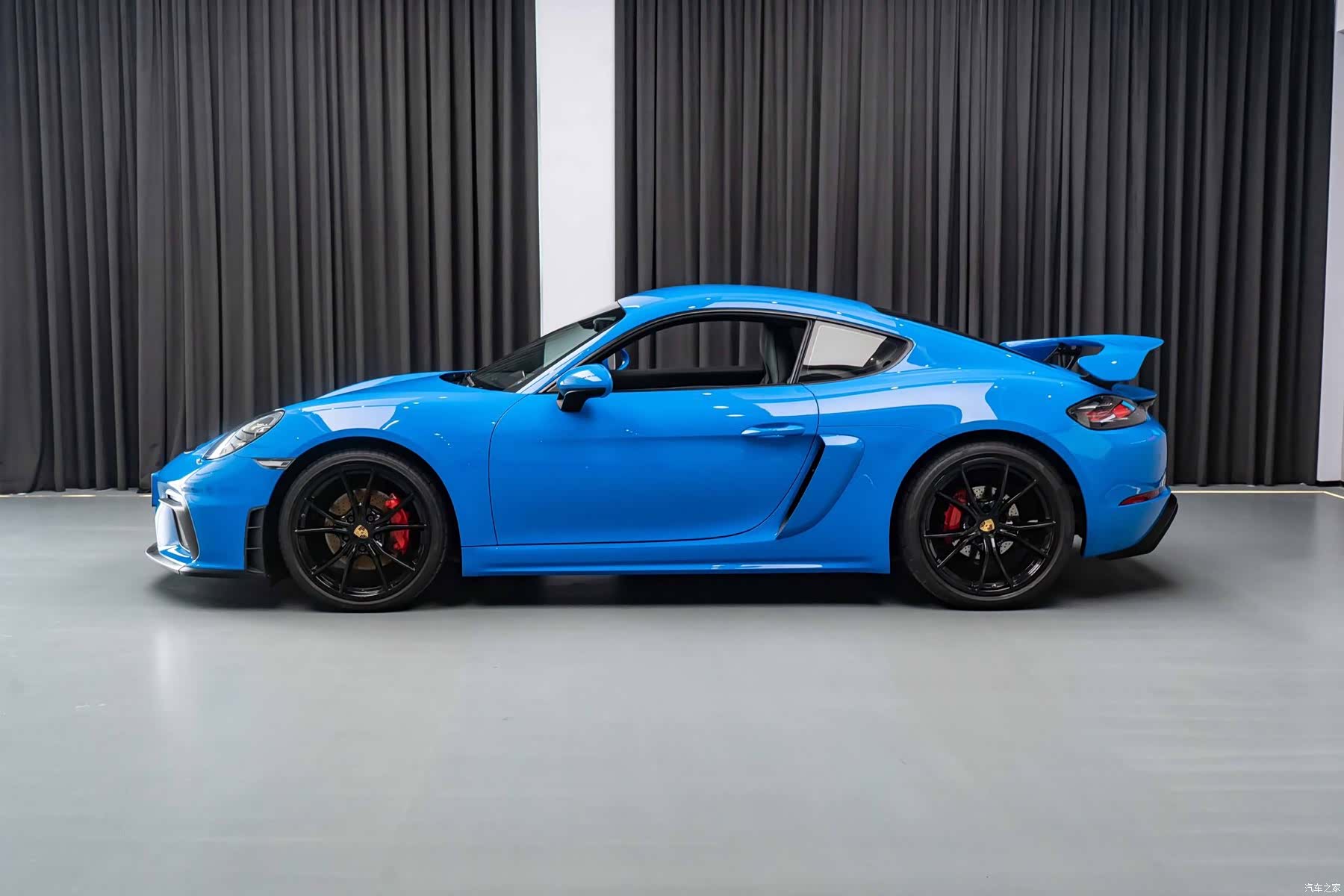 Porsche Cayman, 2022 3