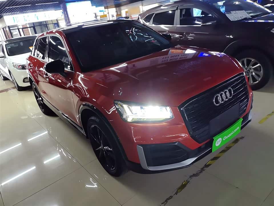Audi Q2L