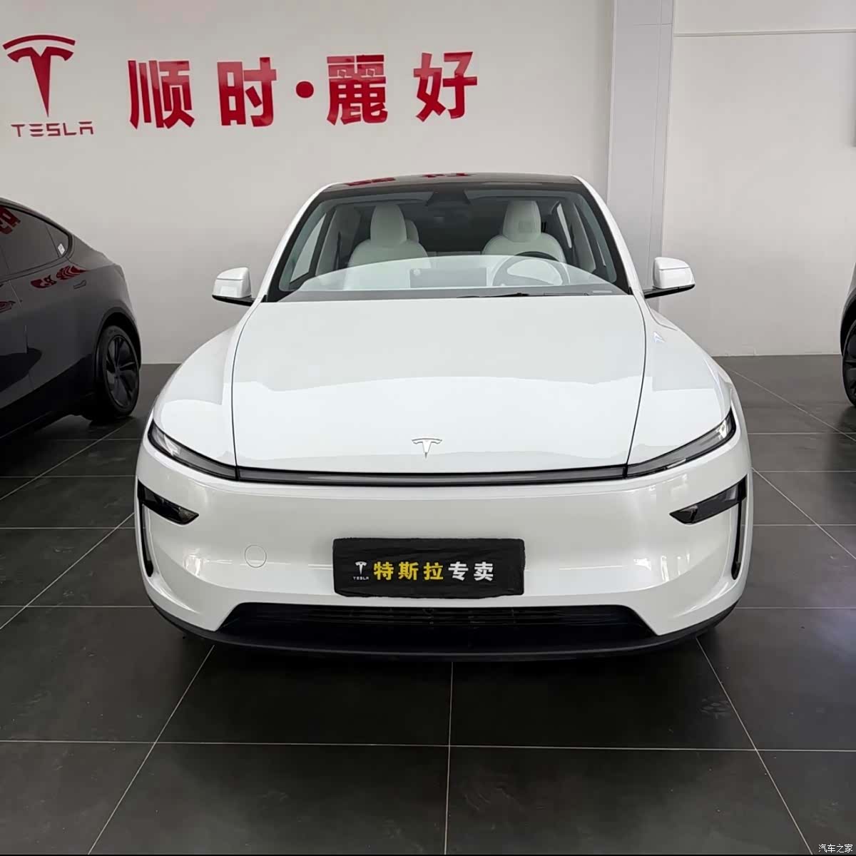Tesla Model Y, 2025 2