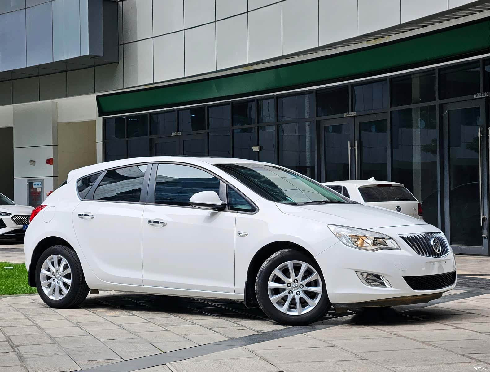 Buick XT, 2014 3