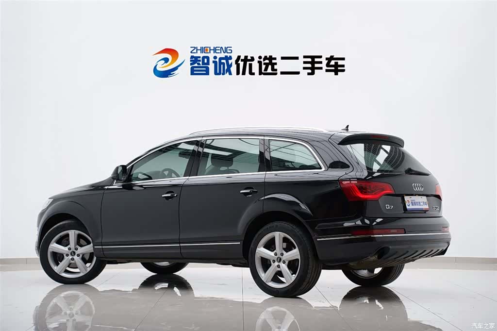 Audi Q7, 2012 6