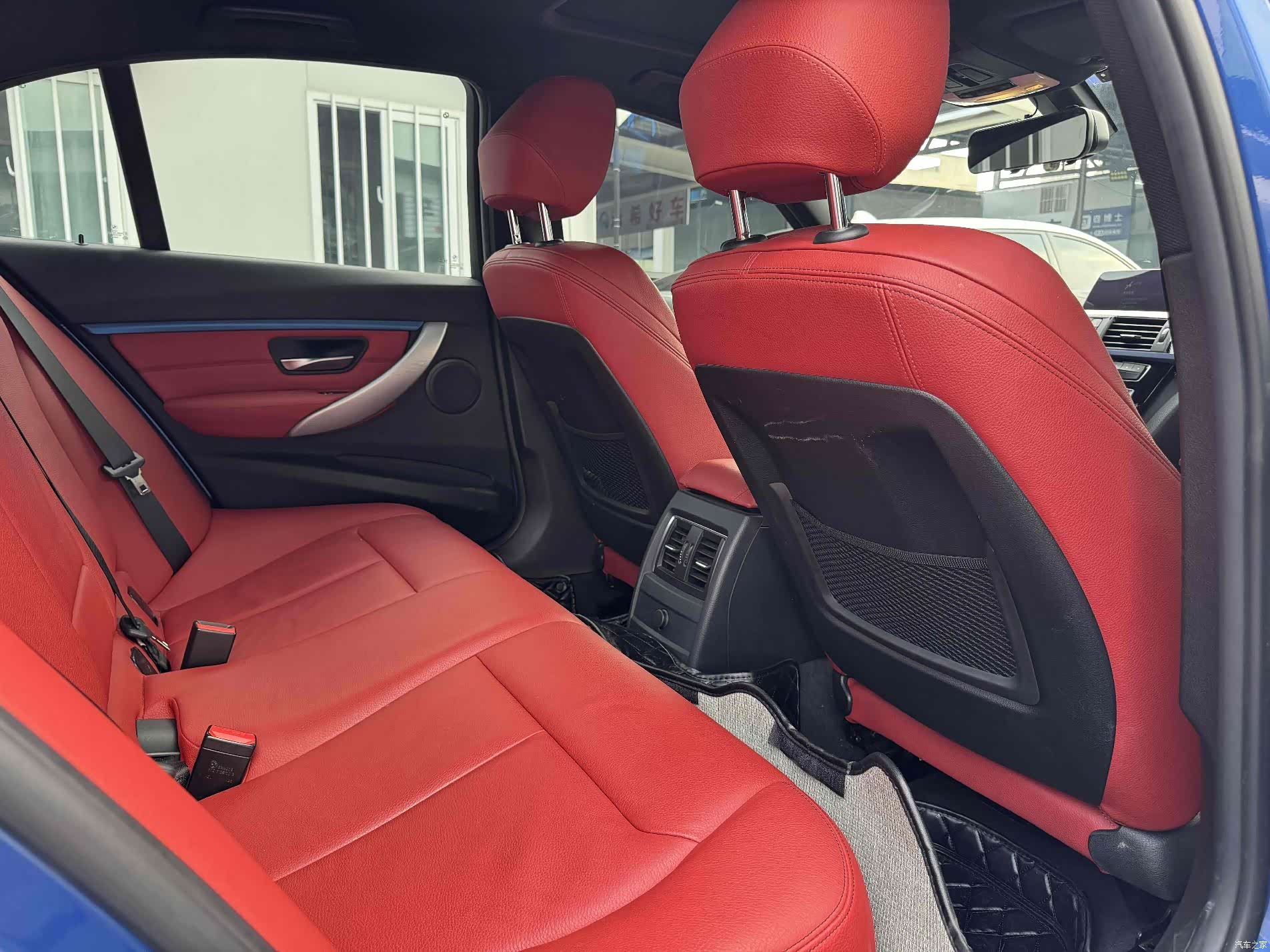 BMW 3 Series, 2019 10