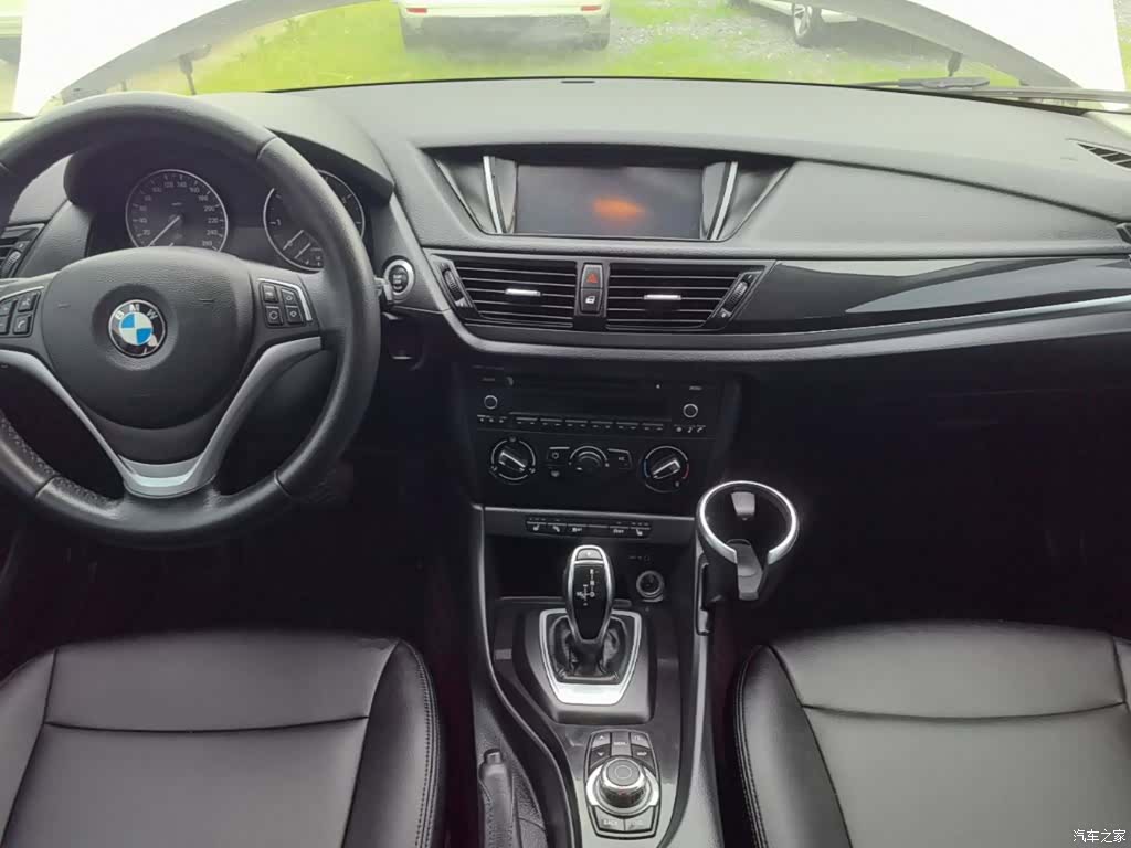 BMW X1, 2015 10
