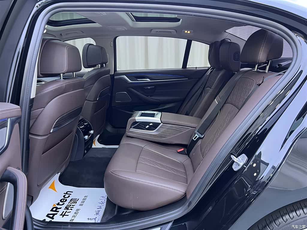 BMW 5 Series, 2021 8