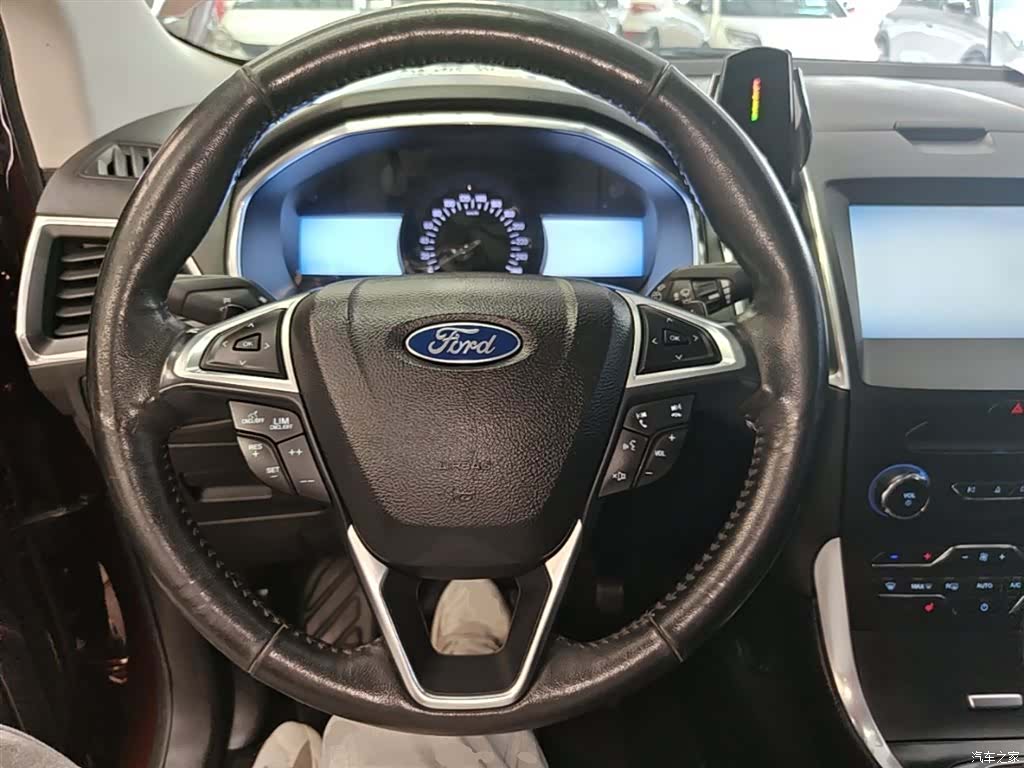 Ford Edge, 2016 11
