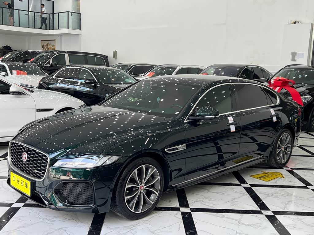 Jaguar XFL