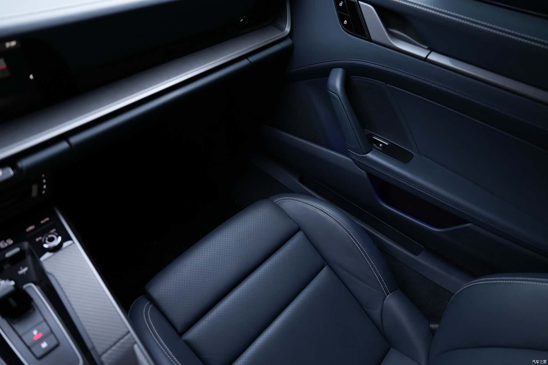 Porsche 911, 2021 19