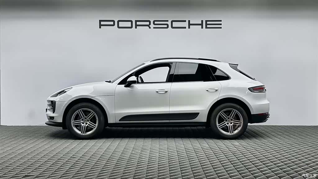 Porsche Macan, 2022 4