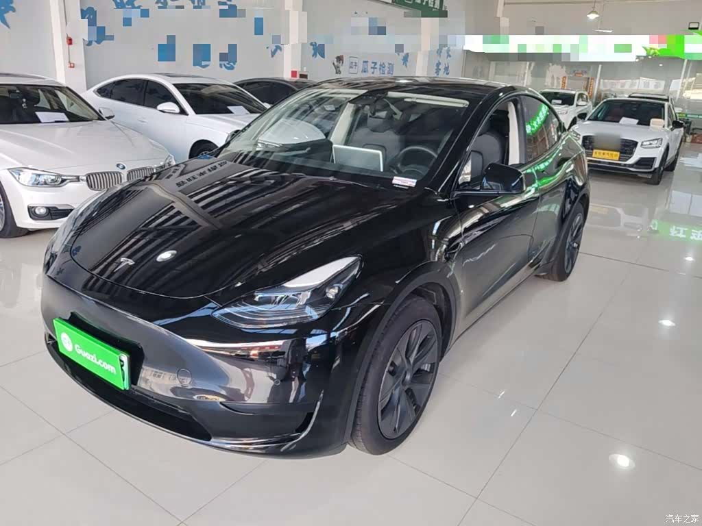Tesla Model Y, 2024 2
