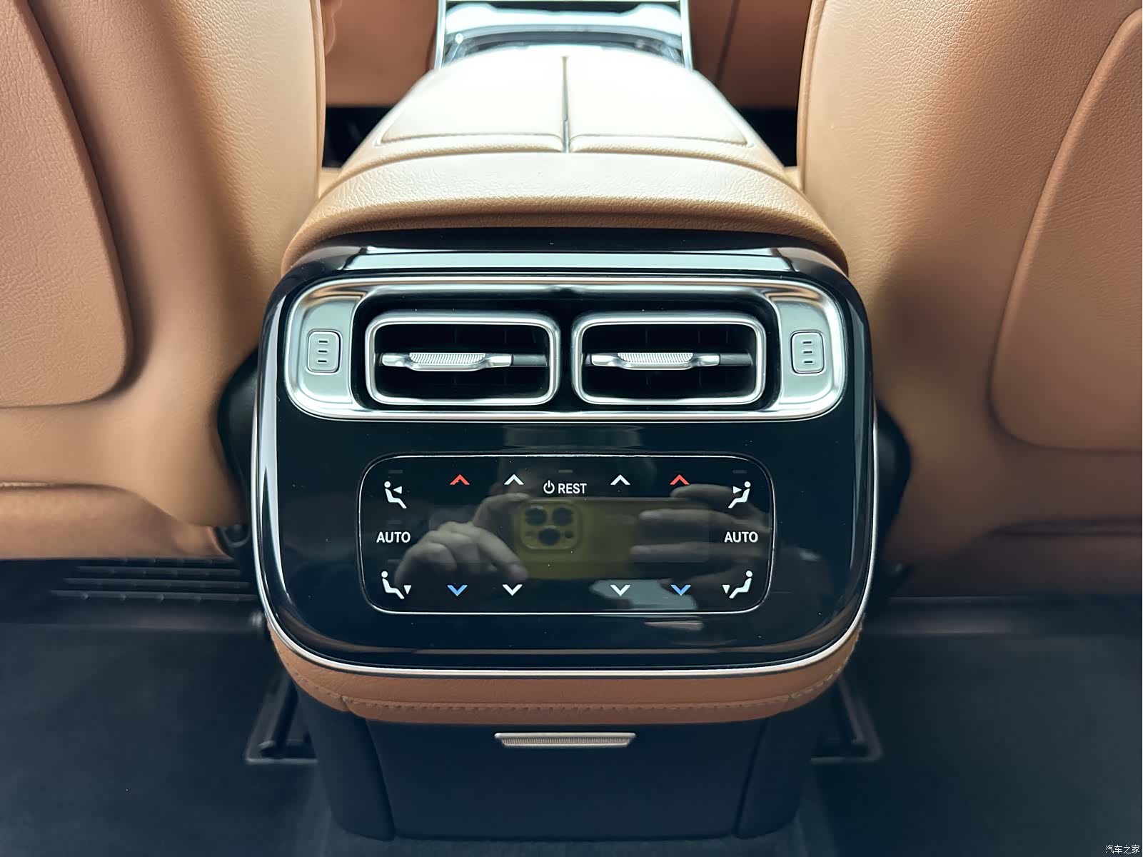 Mercedes-Benz S-Class, 2022 19