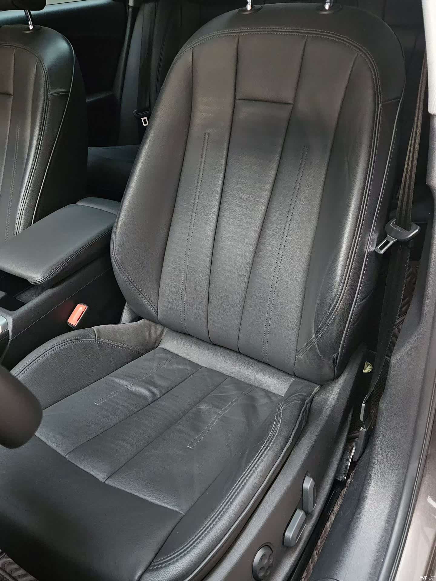 Audi A4L, 2019 8