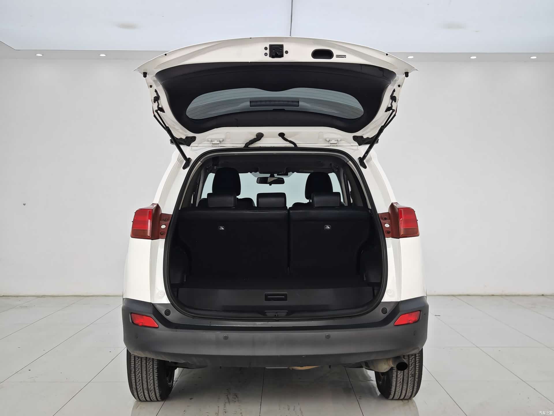 Toyota RAV4, 2014 20