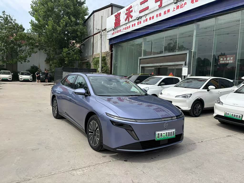 Nissan N6