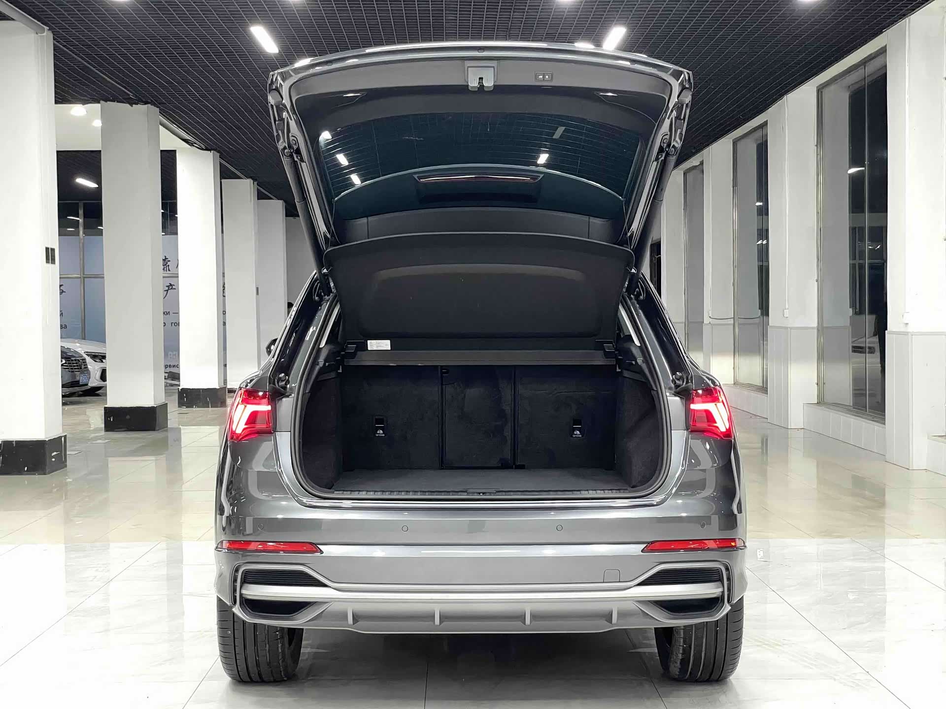 Audi Q3, 2023 17