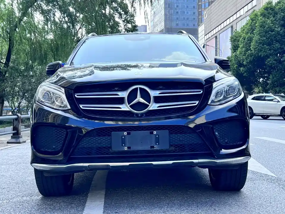 Mercedes-Benz GLE Mercedes-Benz GLE