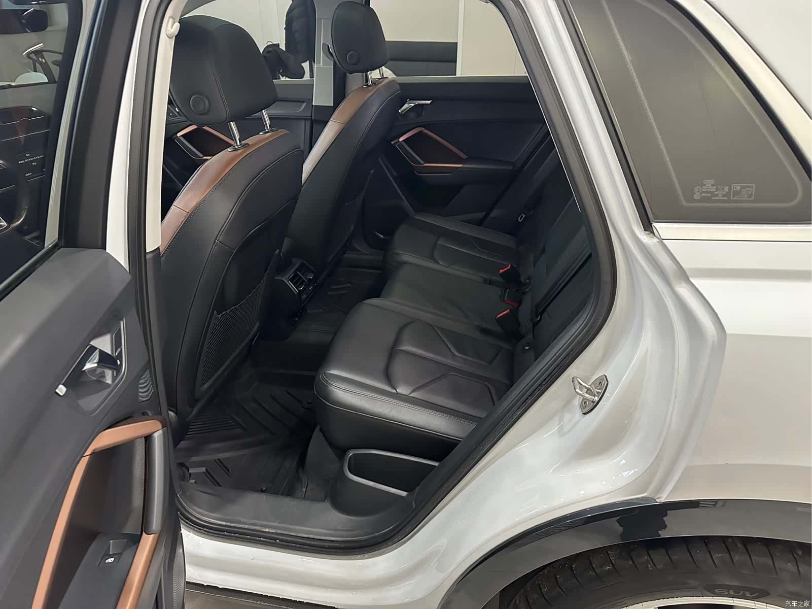 Audi Q3, 2022 все фото