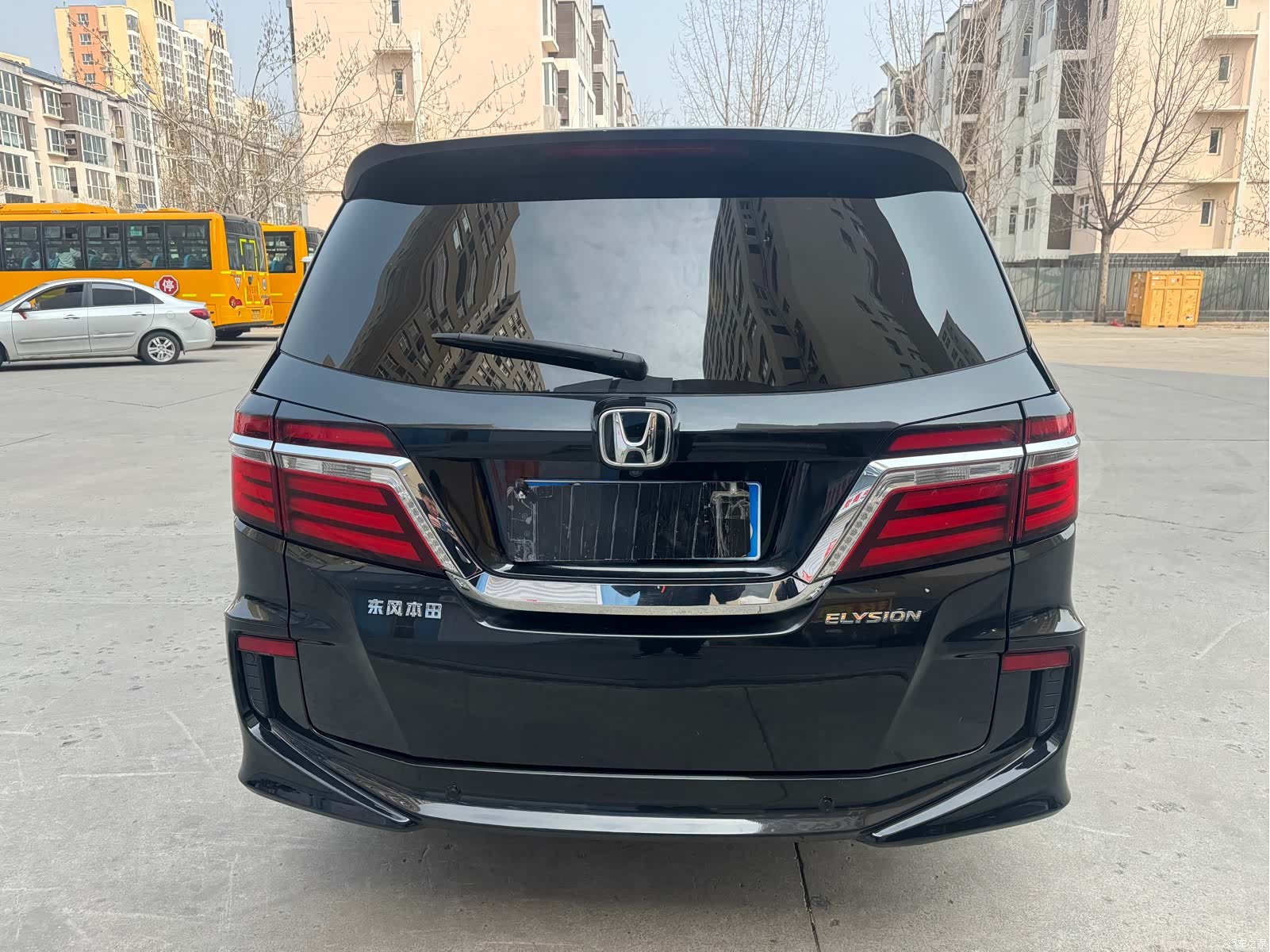 Honda Elysion, 2017 13