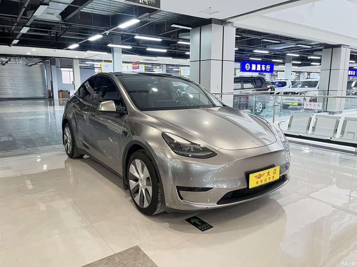 Tesla Model Y, 2022 6