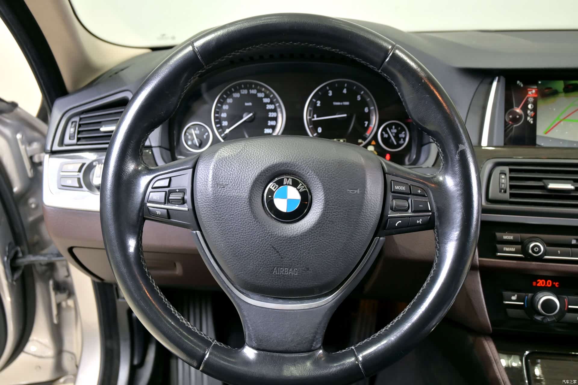 BMW 5 Series, 2015 14