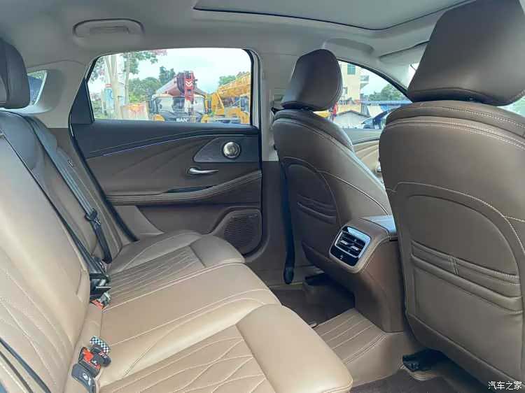 Chery Arrizo 8, 2023 6