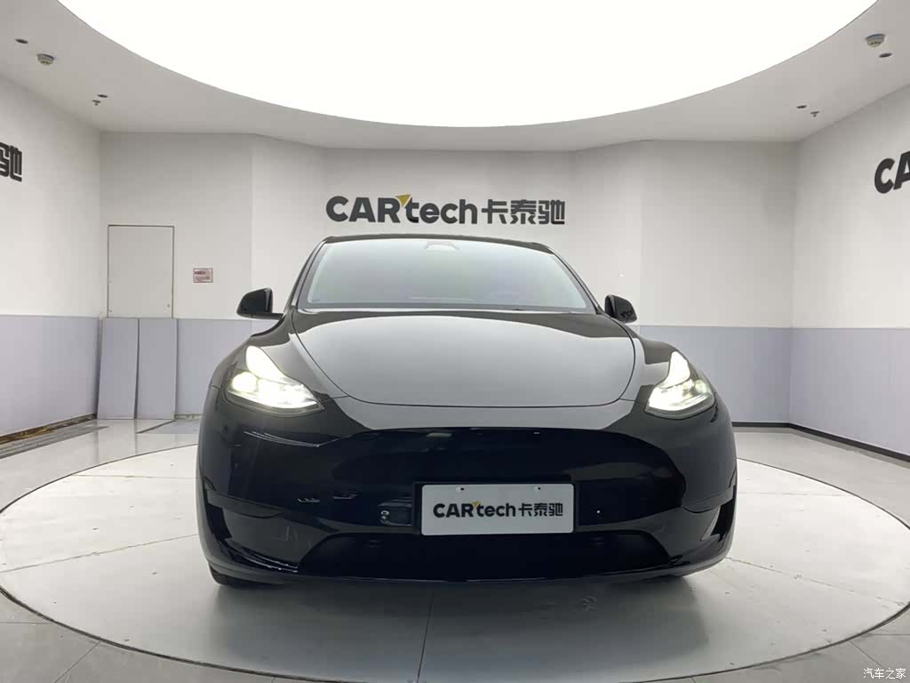 Tesla Model Y, 2024 3