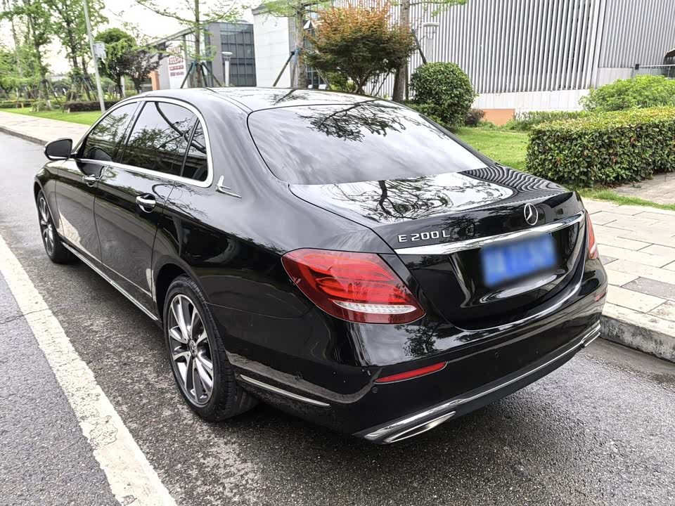 Mercedes-Benz E-class Mercedes-Benz E-class