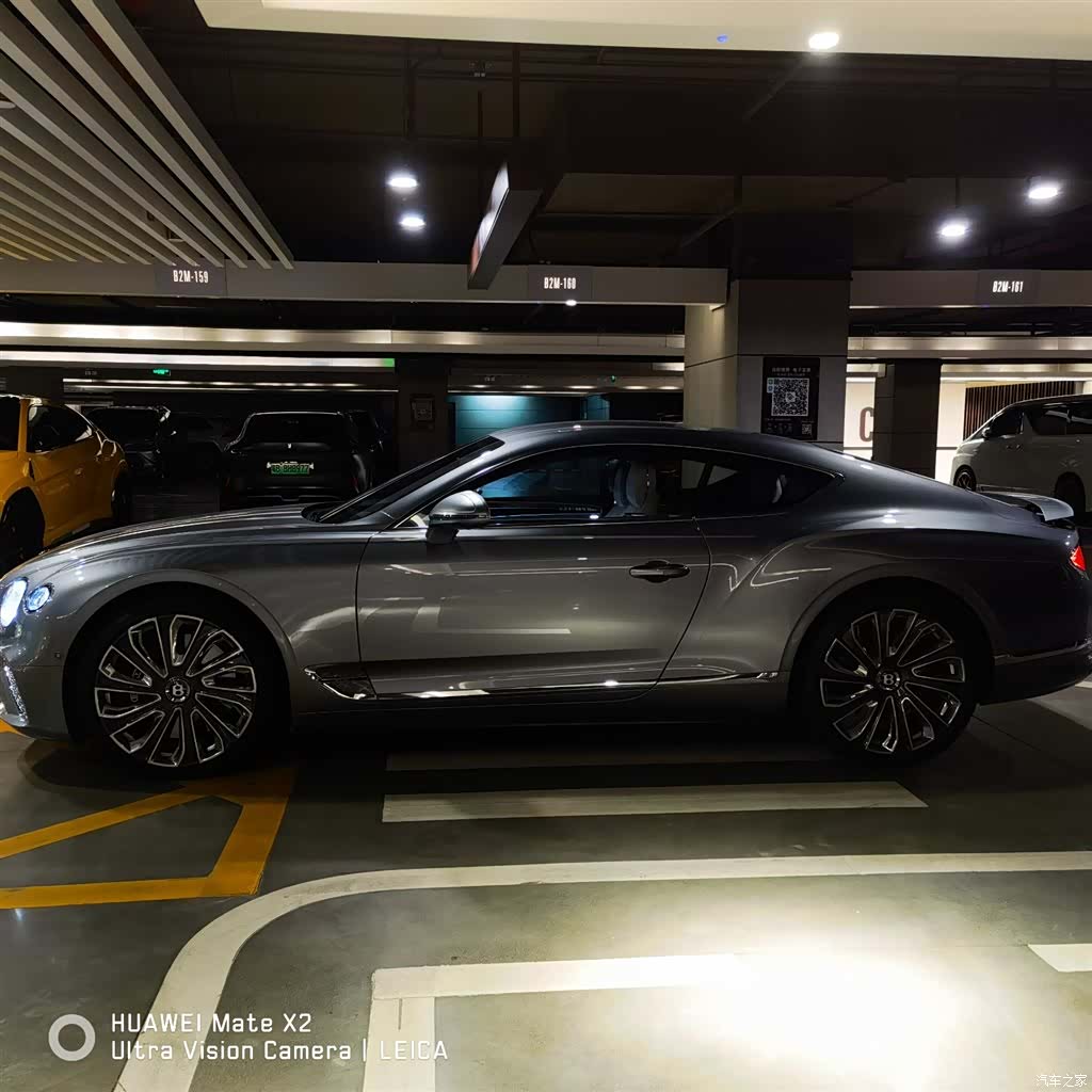Bentley Continental GT, 2022 3